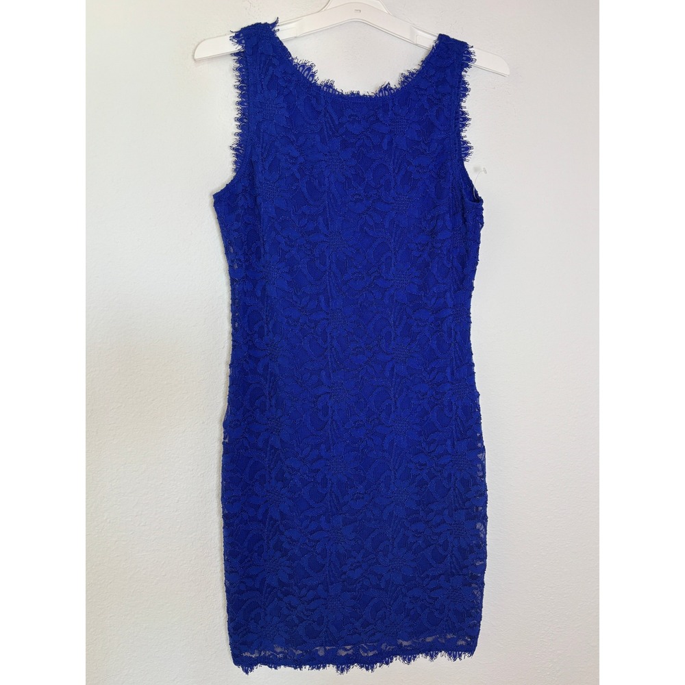 Jump Apparel Royal Blue Floral Lace Eyelash Fringe Sheath Dress Size L